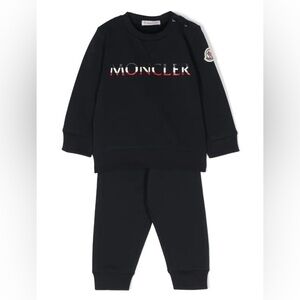 Moncler Enfant Sweatshirt 3T in Navy Blue